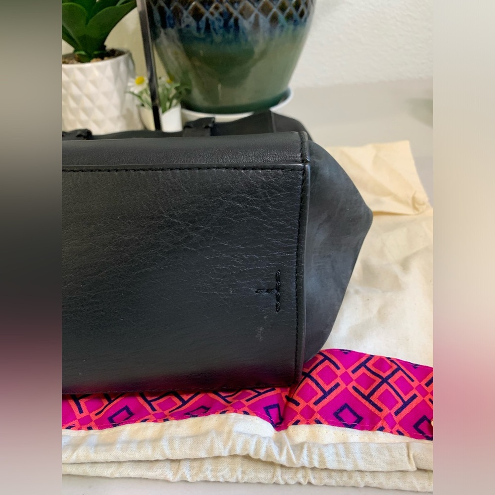 ππ TORY BURCH Brooke Leather & Suede Tote Handbag - Picture 12 of 15